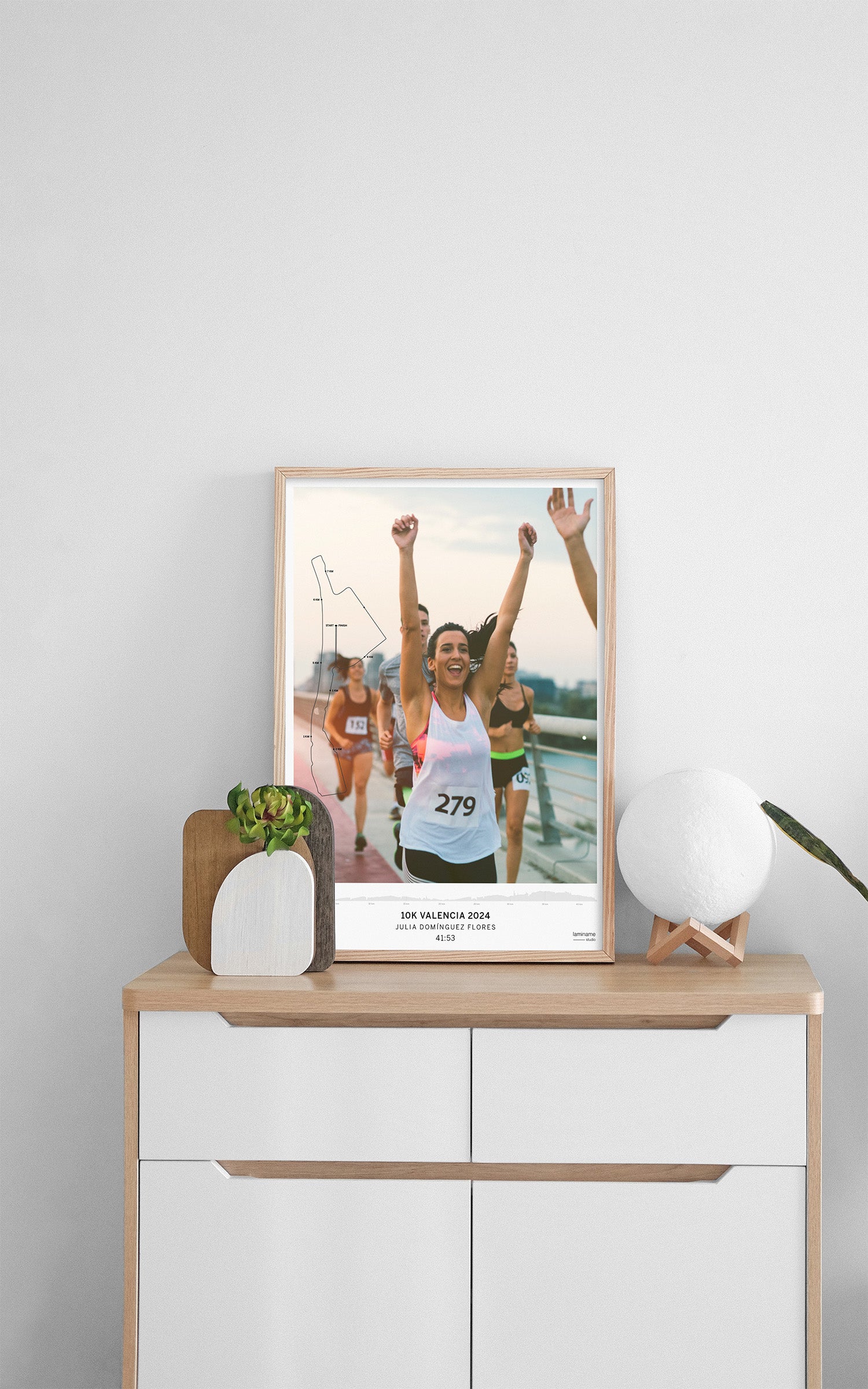 Póster de running laminame personalizable con tu propia imagen o la persona a la que quieres regalar este recuerdo.